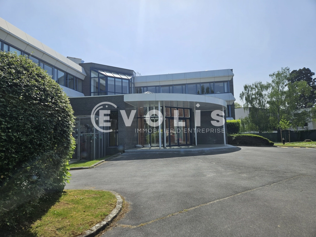 Photo 1 – location bureaux	LES ULIS (91940)