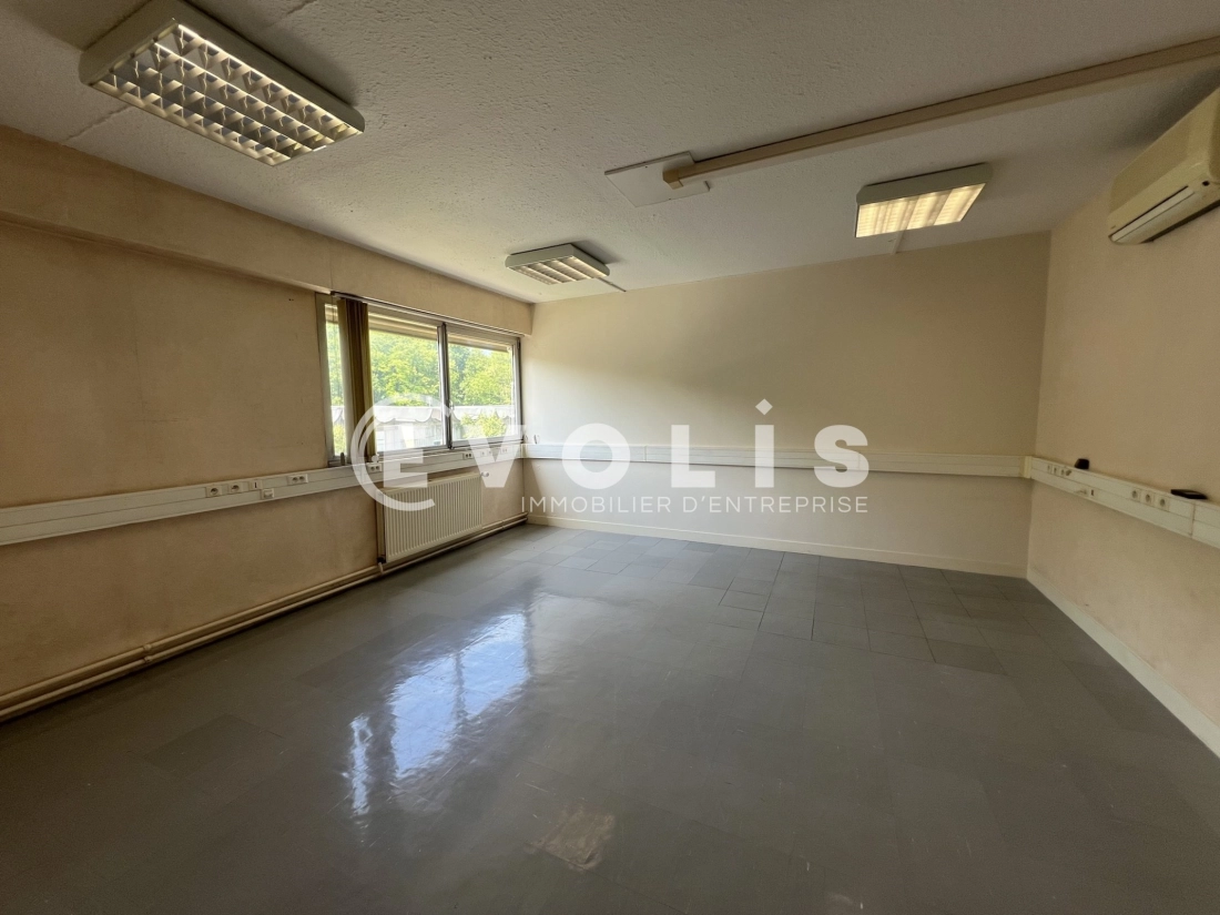 Photo 9 – location bureaux	NEUILLY SUR MARNE (93330)