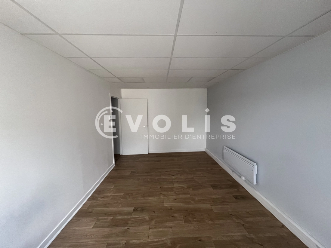 Photo 5 – vente Entrepôts / activités	CHAMPIGNY SUR MARNE (94500)