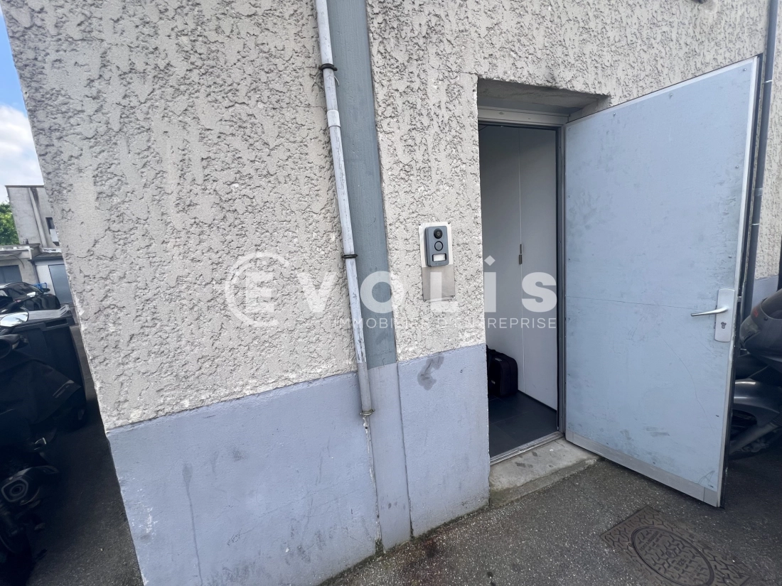 Photo 8 – vente Entrepôts / activités	CHAMPIGNY SUR MARNE (94500)