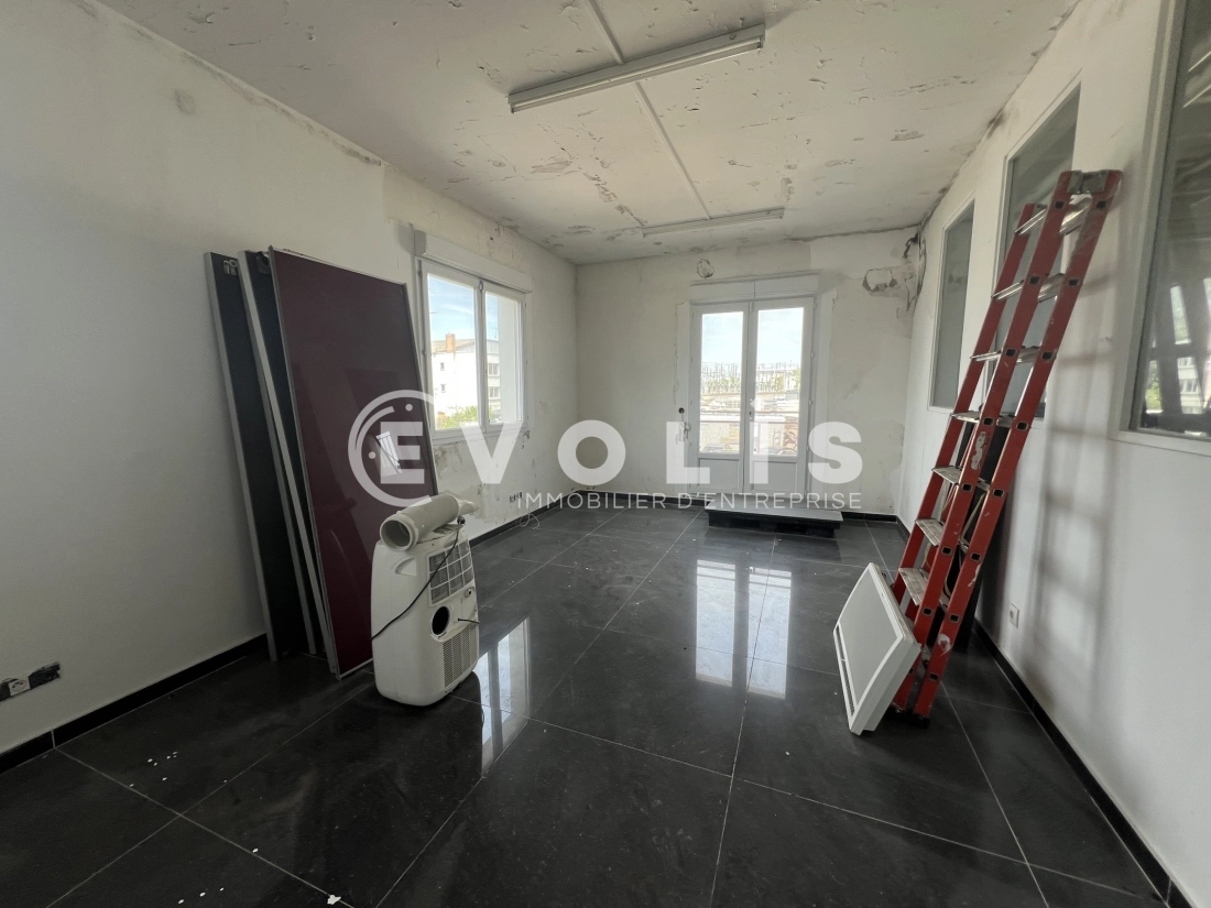 Photo 3 – location bureaux	CHENNEVIERES SUR MARNE (94430)