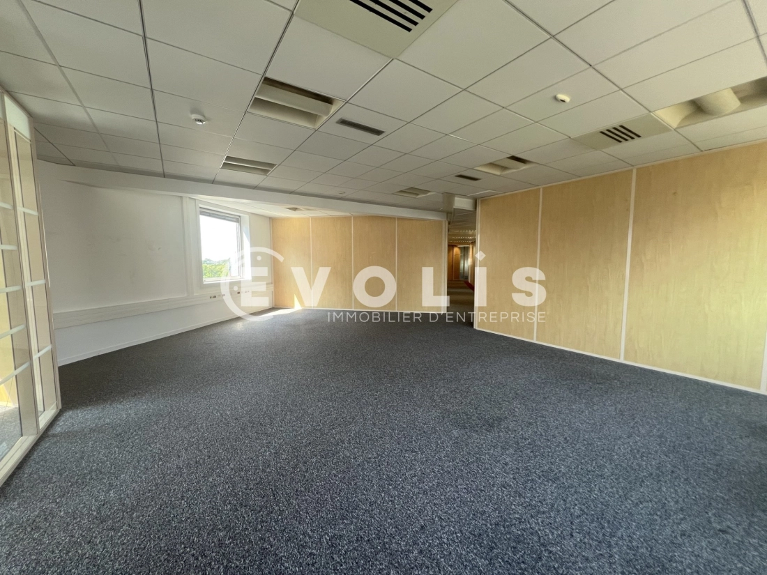 Photo 14 – location bureaux	NOISY LE GRAND (93160)