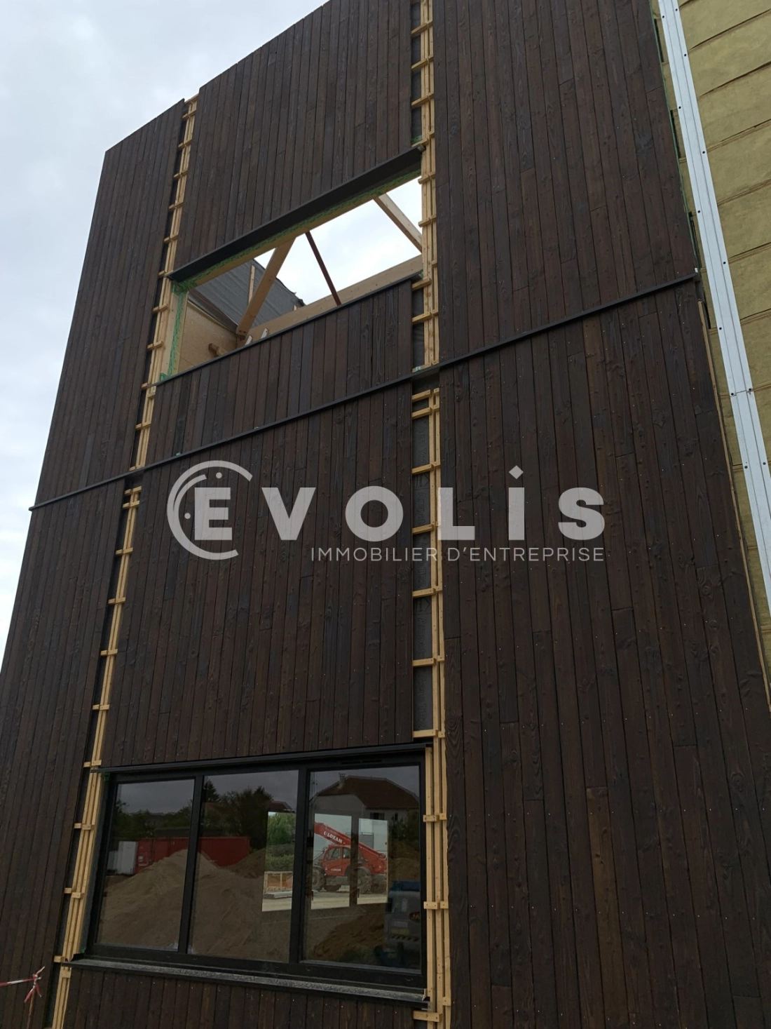 Photo 5 – vente Entrepôts / activités	OLLAINVILLE (91340)