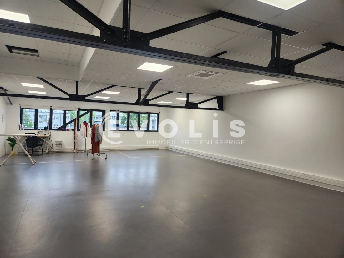 Photo 3 – location Entrepôts / activités	VILLEURBANNE (69100)