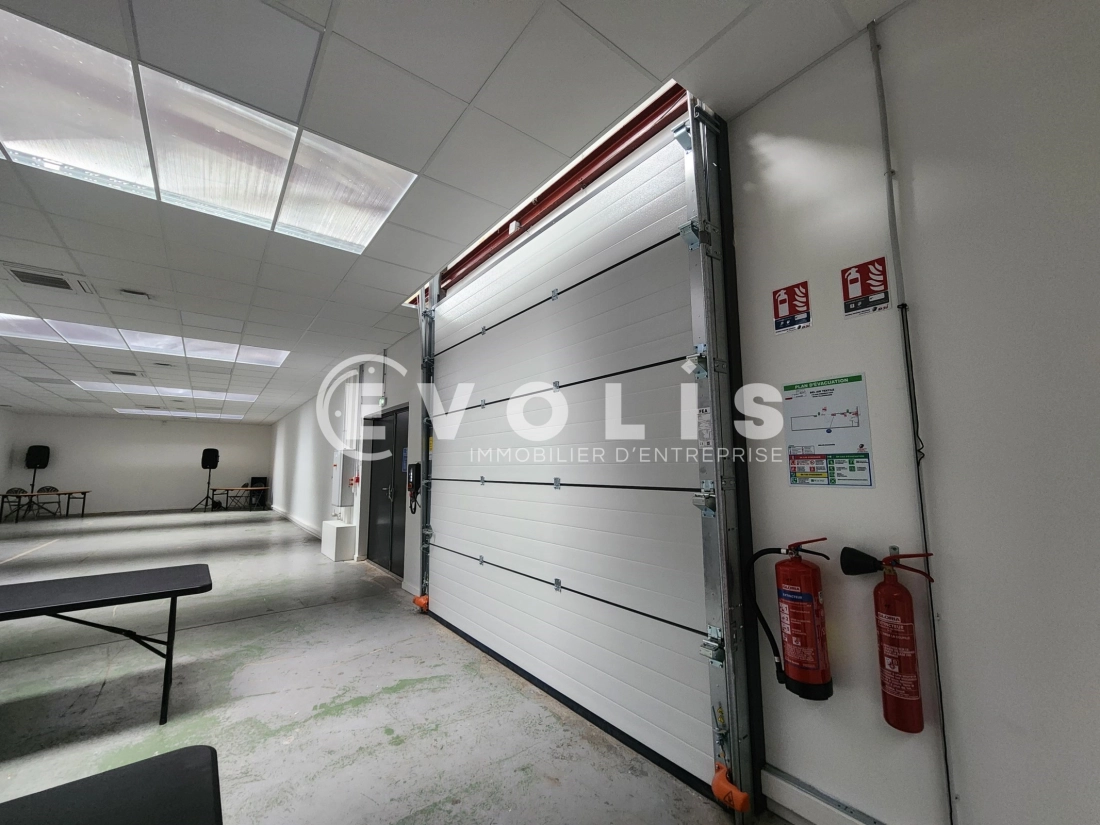 Photo 10 – location Entrepôts / activités	VILLEURBANNE (69100)