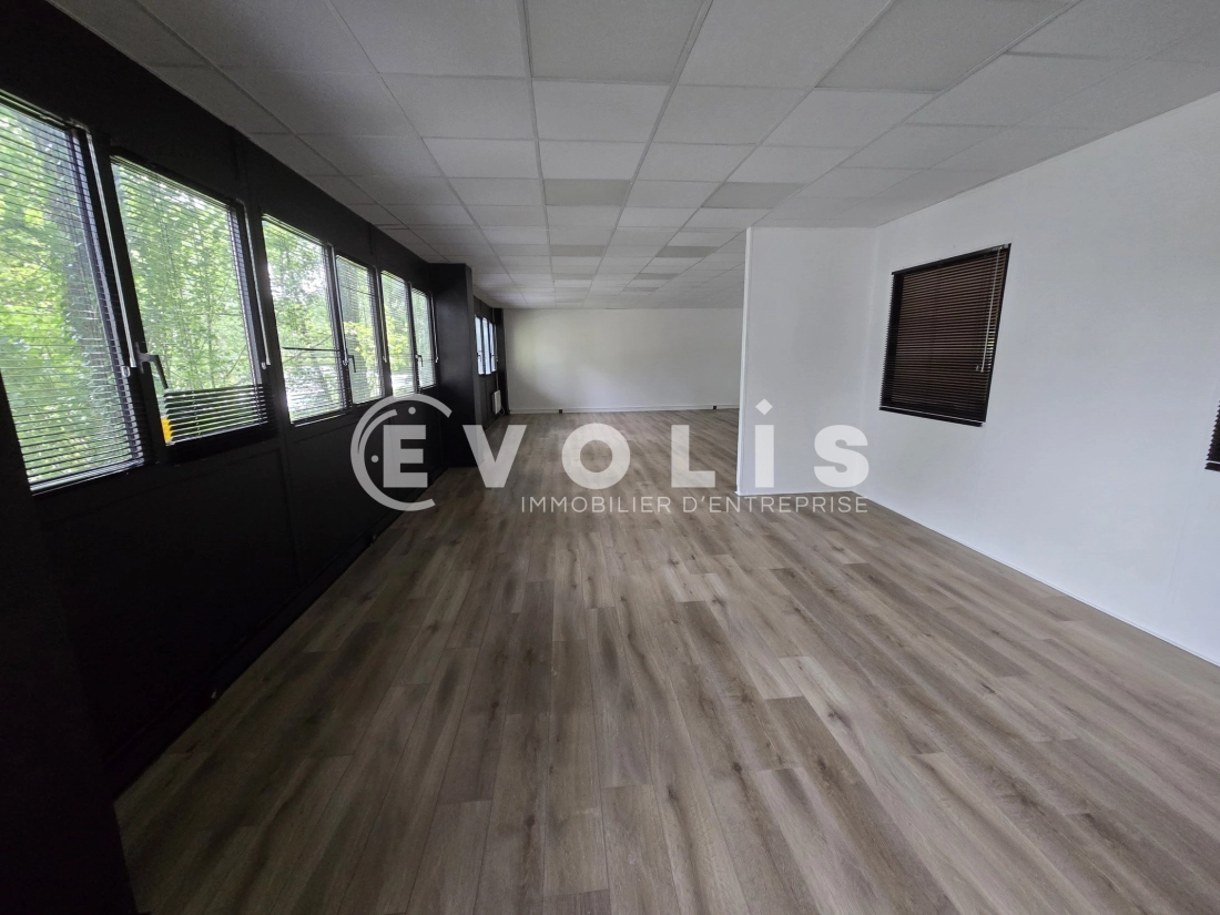 Photo 3 – location bureaux	VILLEBON SUR YVETTE (91140)