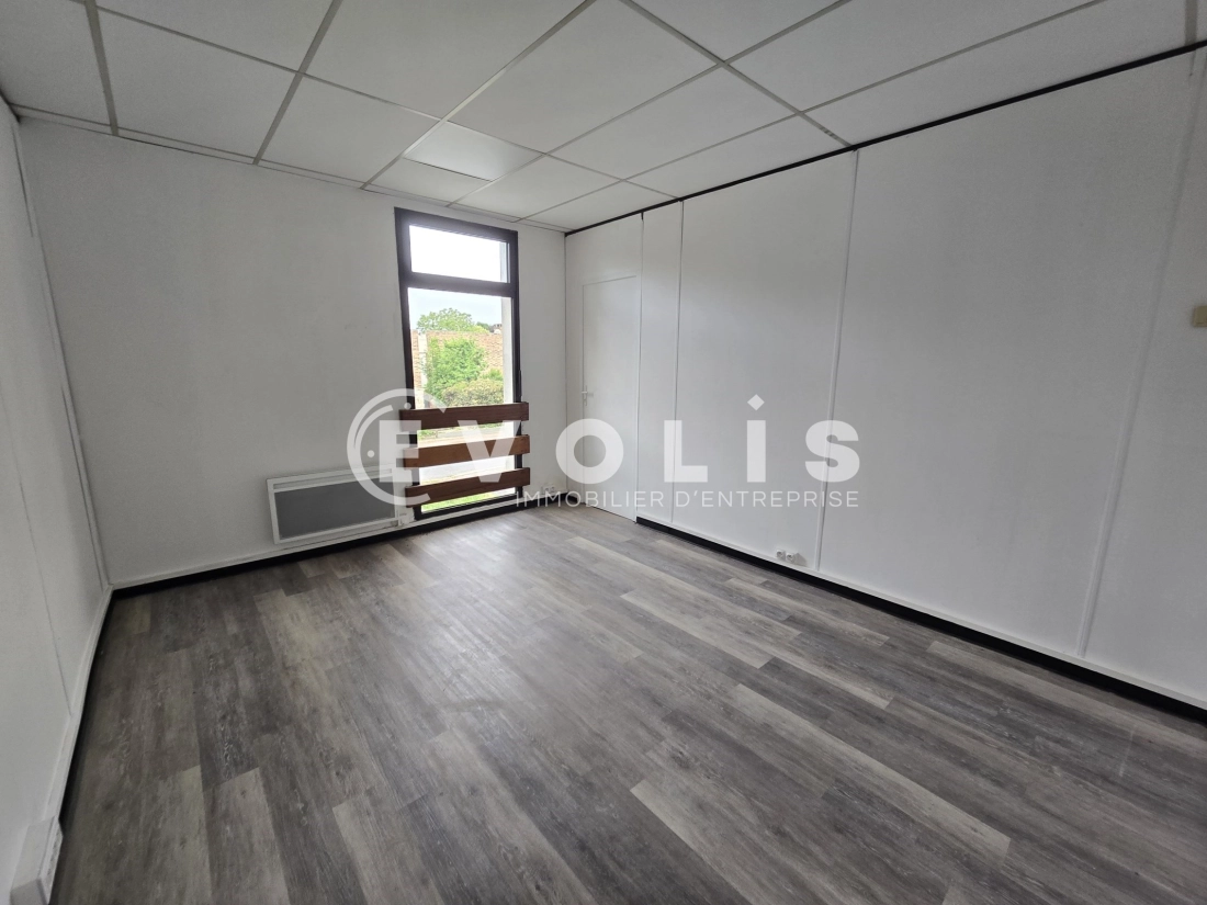 Photo 8 – location bureaux	VILLEBON SUR YVETTE (91140)