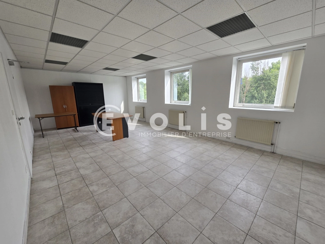 Photo 3 – location bureaux	VILLEJUST (91140)