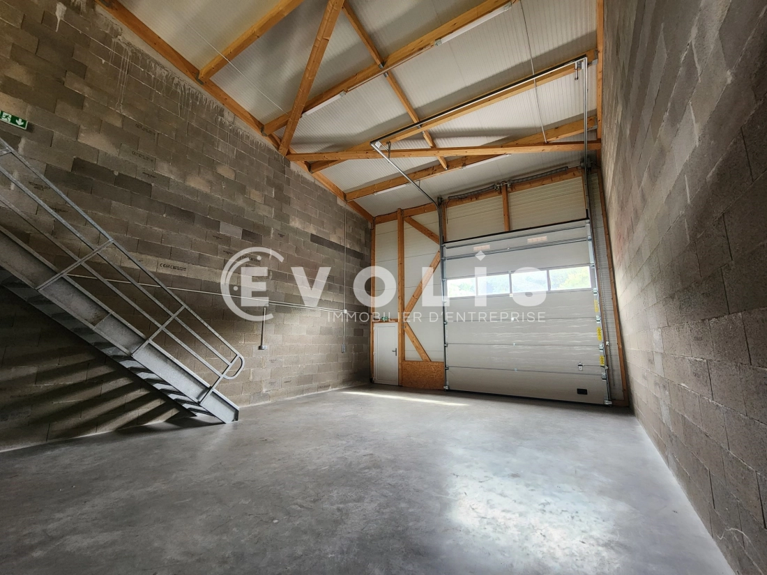Photo 6 – location Entrepôts / activités	SAINT QUENTIN FALLAVIER (38070)