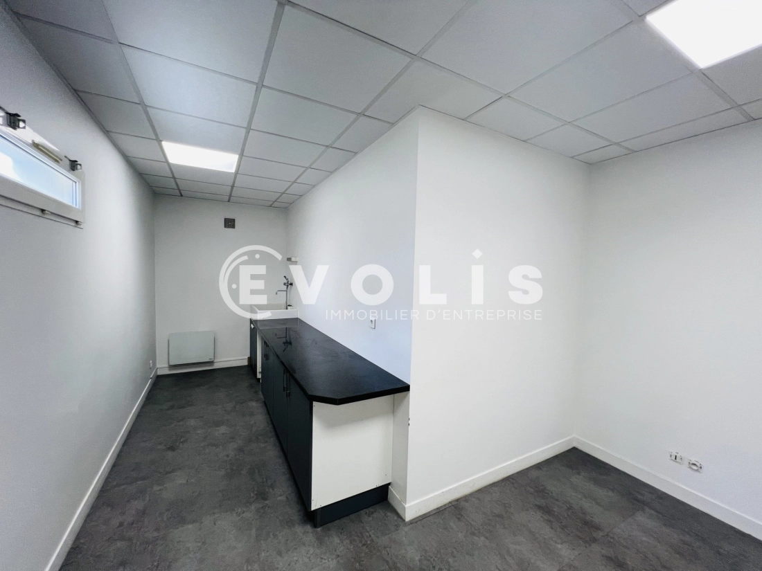 Photo 15 – vente bureaux	VILLEMOMBLE (93250)