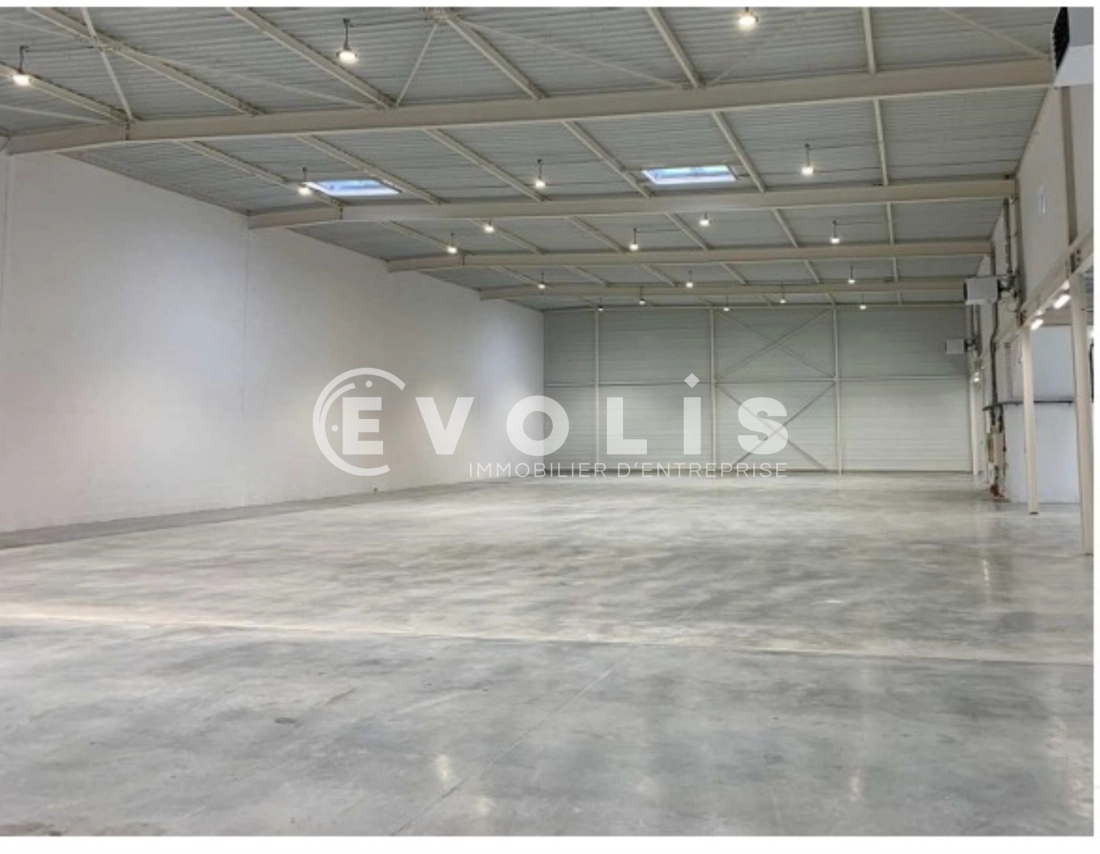 Photo 3 – location Entrepôts / activités	VILLEBON SUR YVETTE (91140)