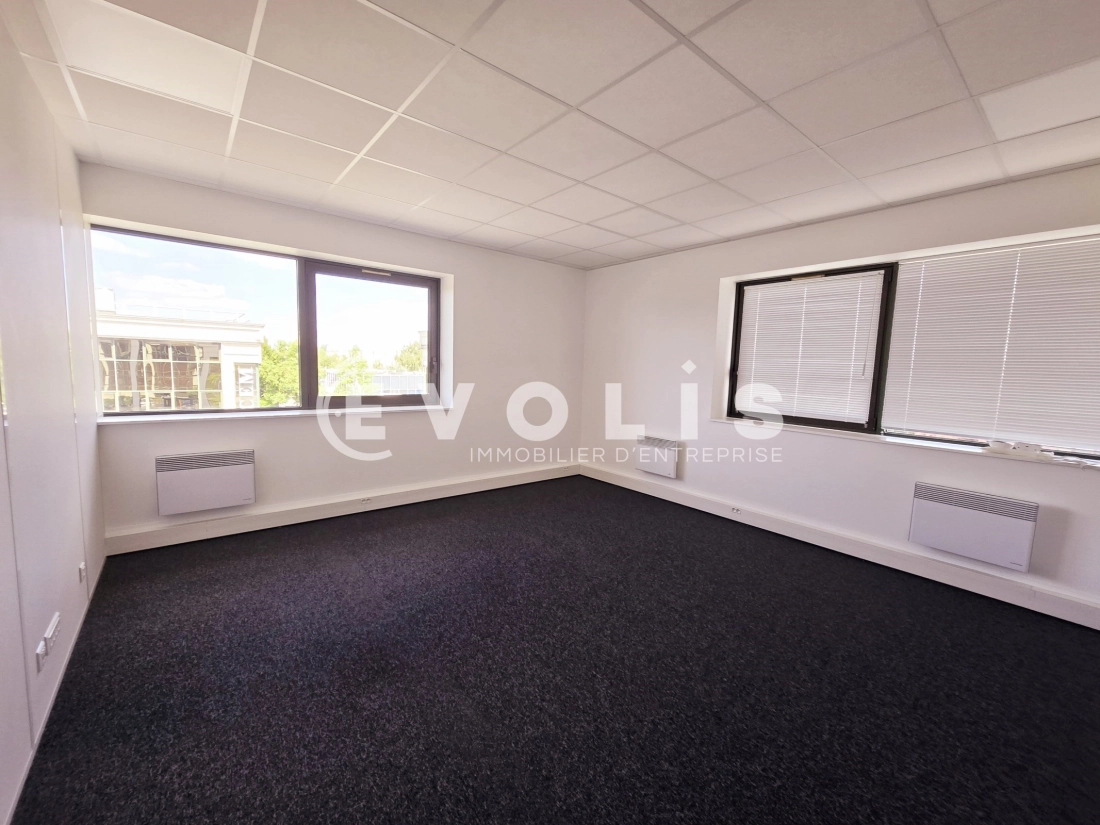 Photo 3 – location bureaux	VILLEBON SUR YVETTE (91140)