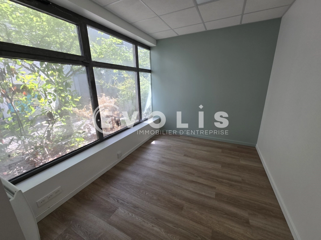 Photo 5 – location bureaux	ORSAY (91400)
