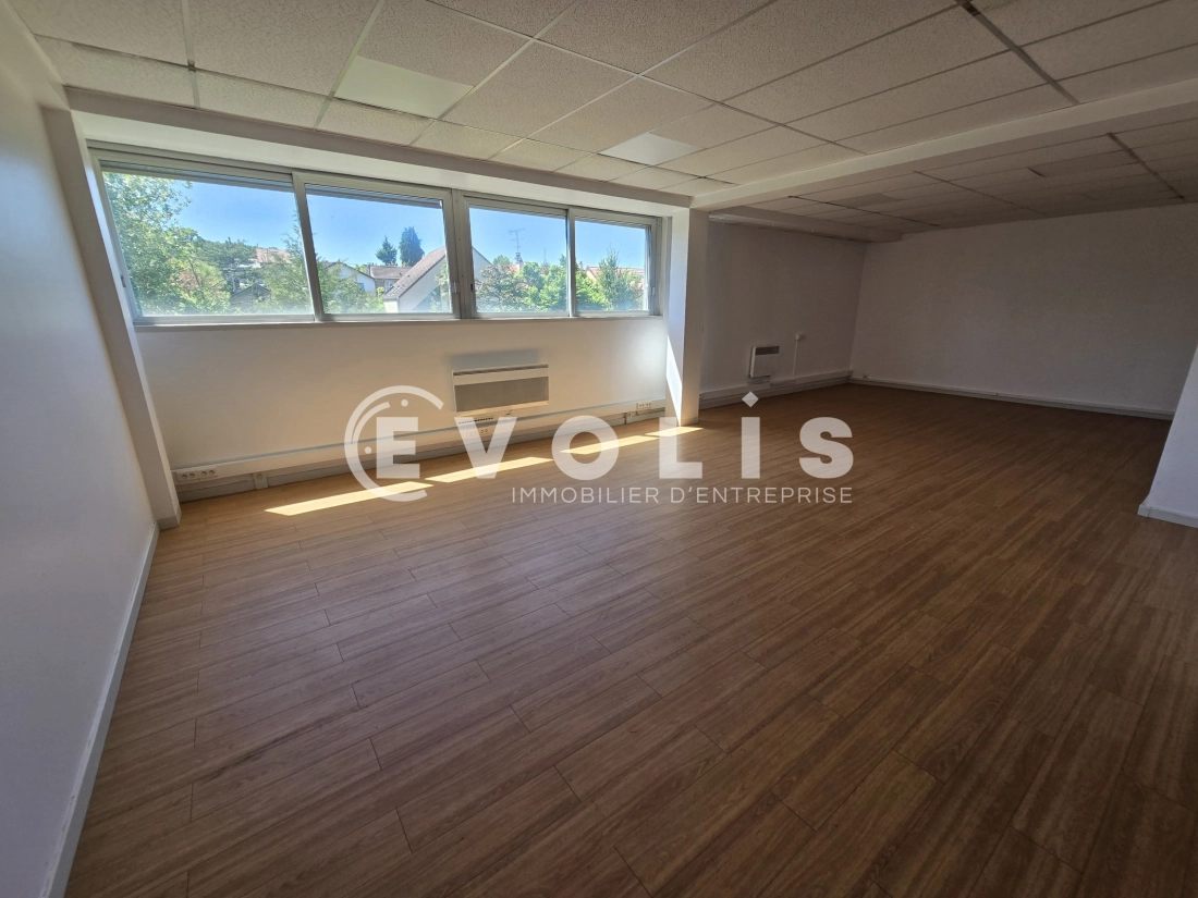 Photo 6 – location bureaux	IGNY (91430)