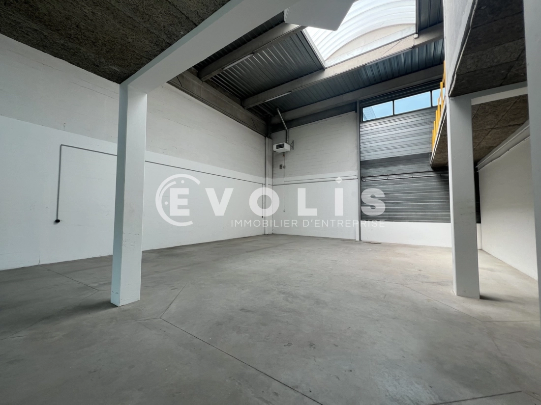 Photo 5 – location Entrepôts / activités	VALENTON (94460)