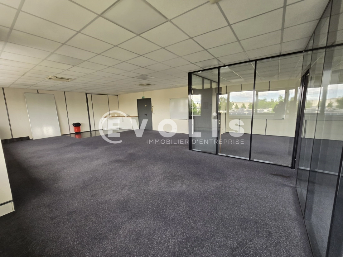 Photo 5 – location bureaux	VILLEBON SUR YVETTE (91140)