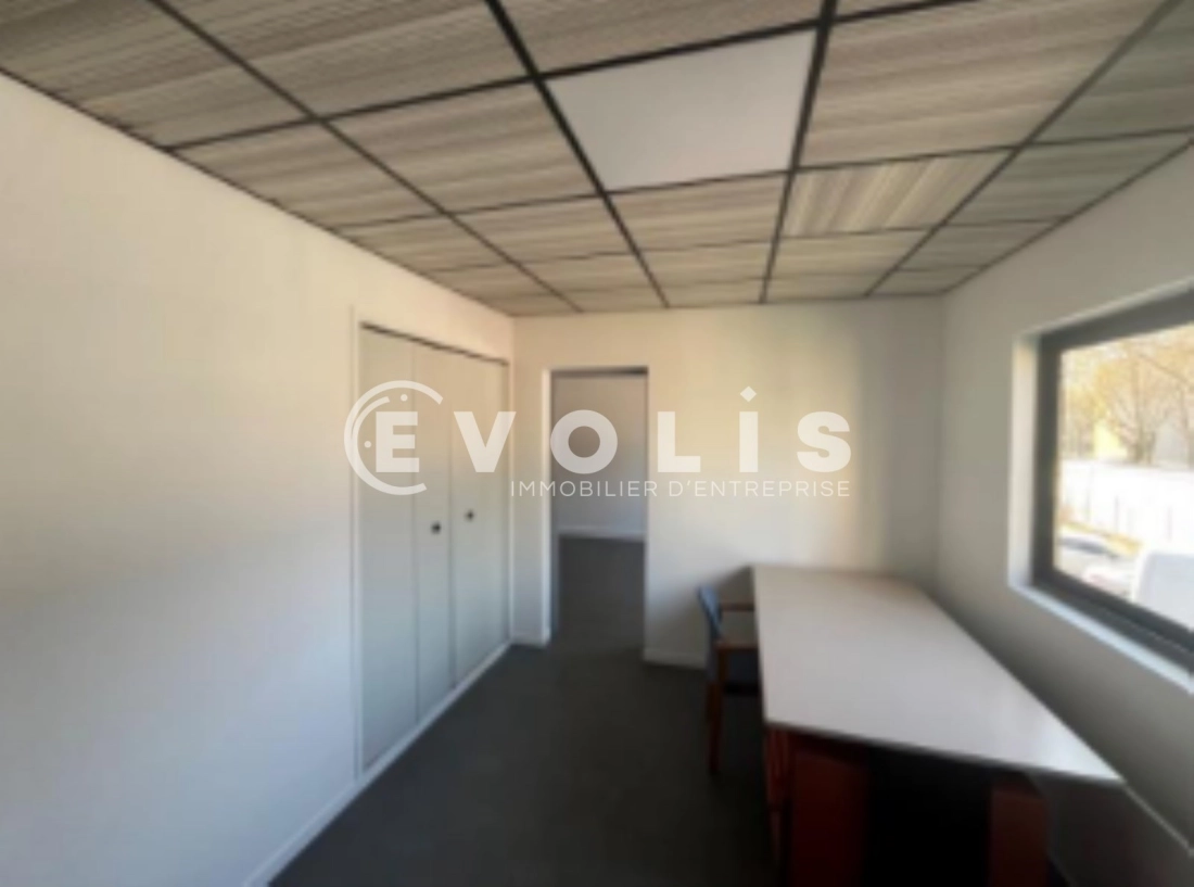 Photo 4 – location bureaux	GRIGNY (91350)
