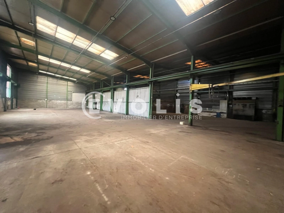 Photo 9 – vente Entrepôts / activités	LORETTE (42420)
