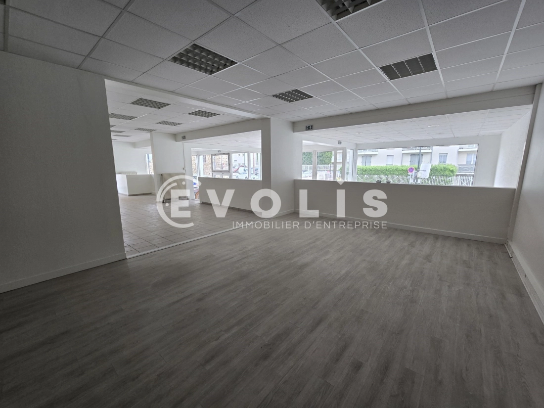 Photo 7 – location bureaux	PALAISEAU (91120)