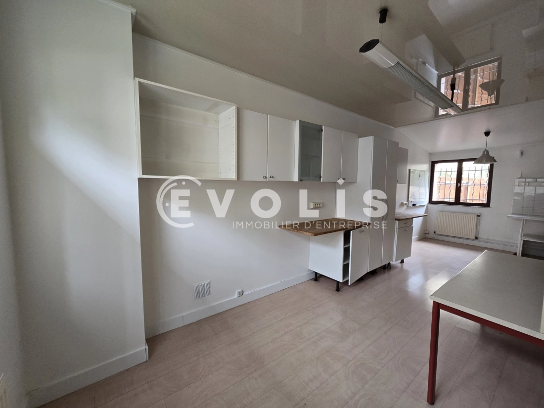 Photo 7 – location bureaux	PALAISEAU (91120)