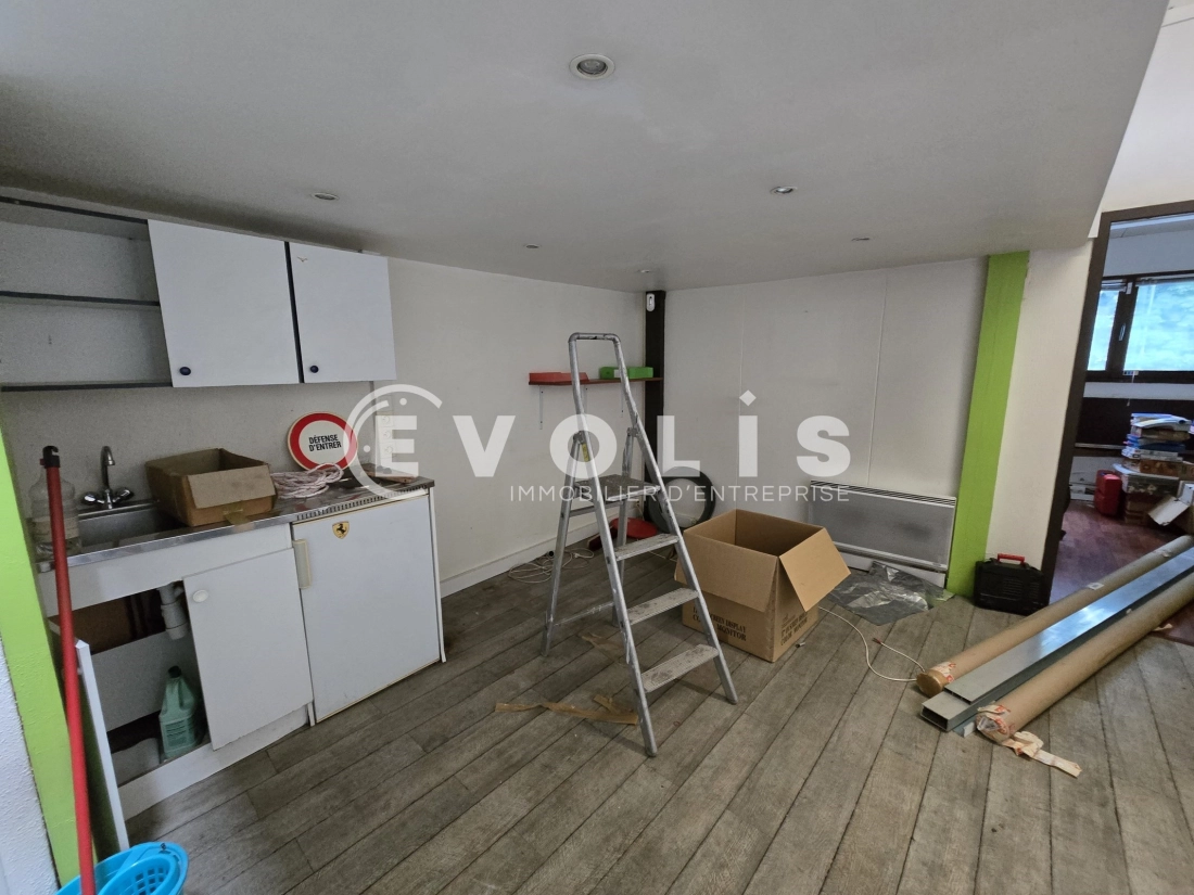 Photo 2 – location Locaux commerciaux	PALAISEAU (91120)