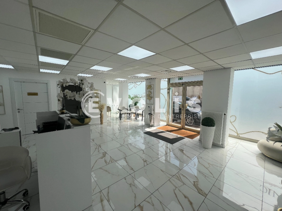 Photo 4 – location Locaux commerciaux	SAINT MAUR DES FOSSES (94100)