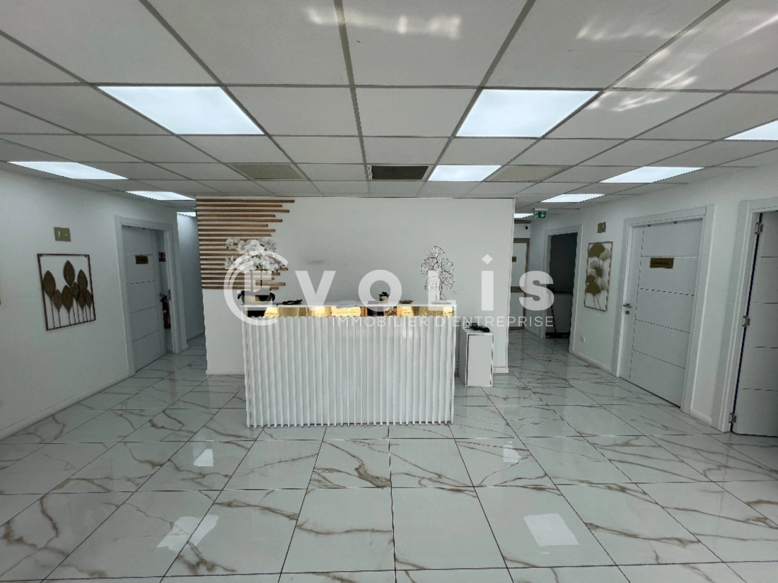 Photo 5 – location Locaux commerciaux	SAINT MAUR DES FOSSES (94100)