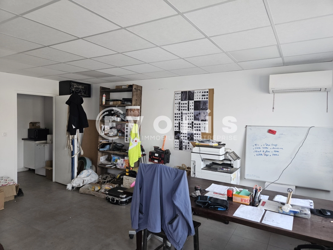 Photo 8 – location Entrepôts / activités	LIMOURS (91470)