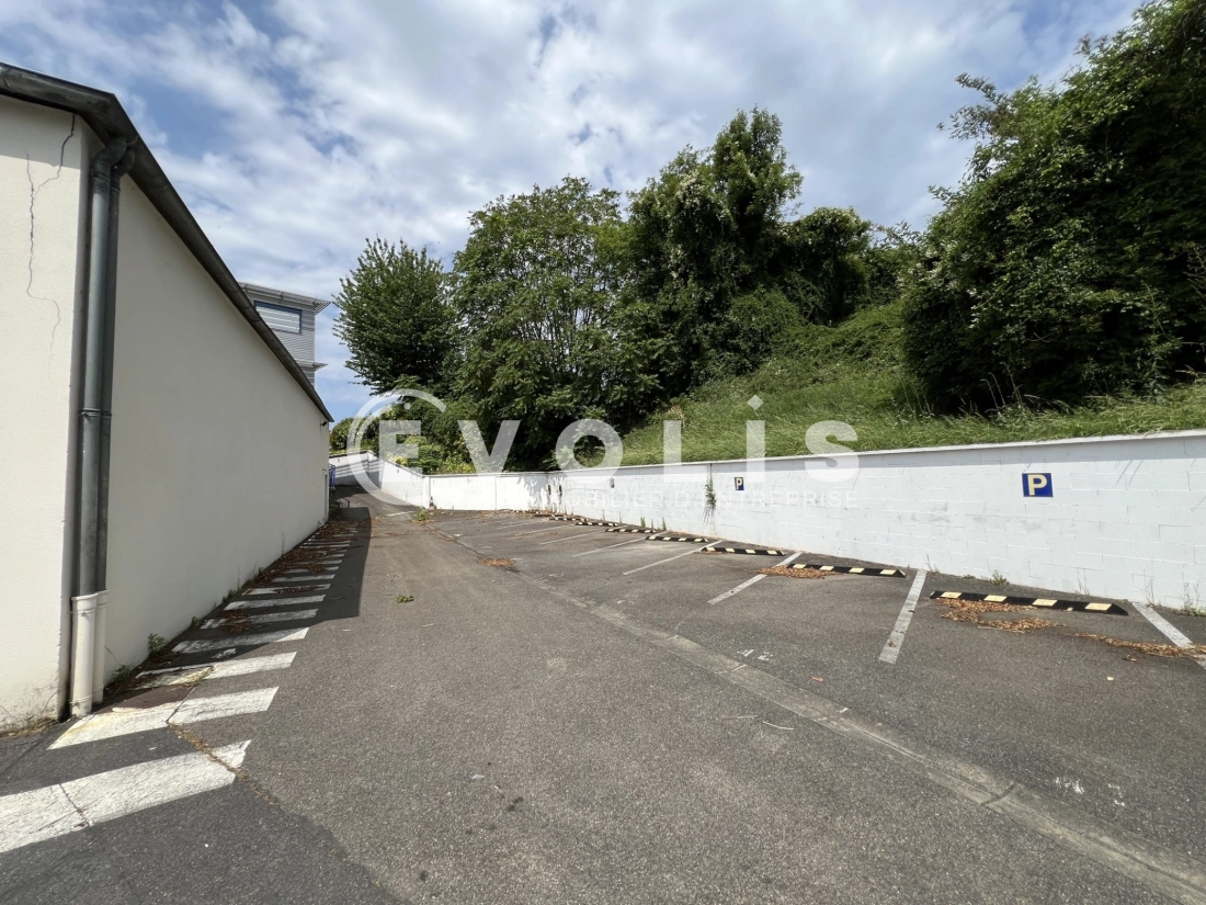 Photo 13 – location Entrepôts / activités	BAGNOLET (93170)