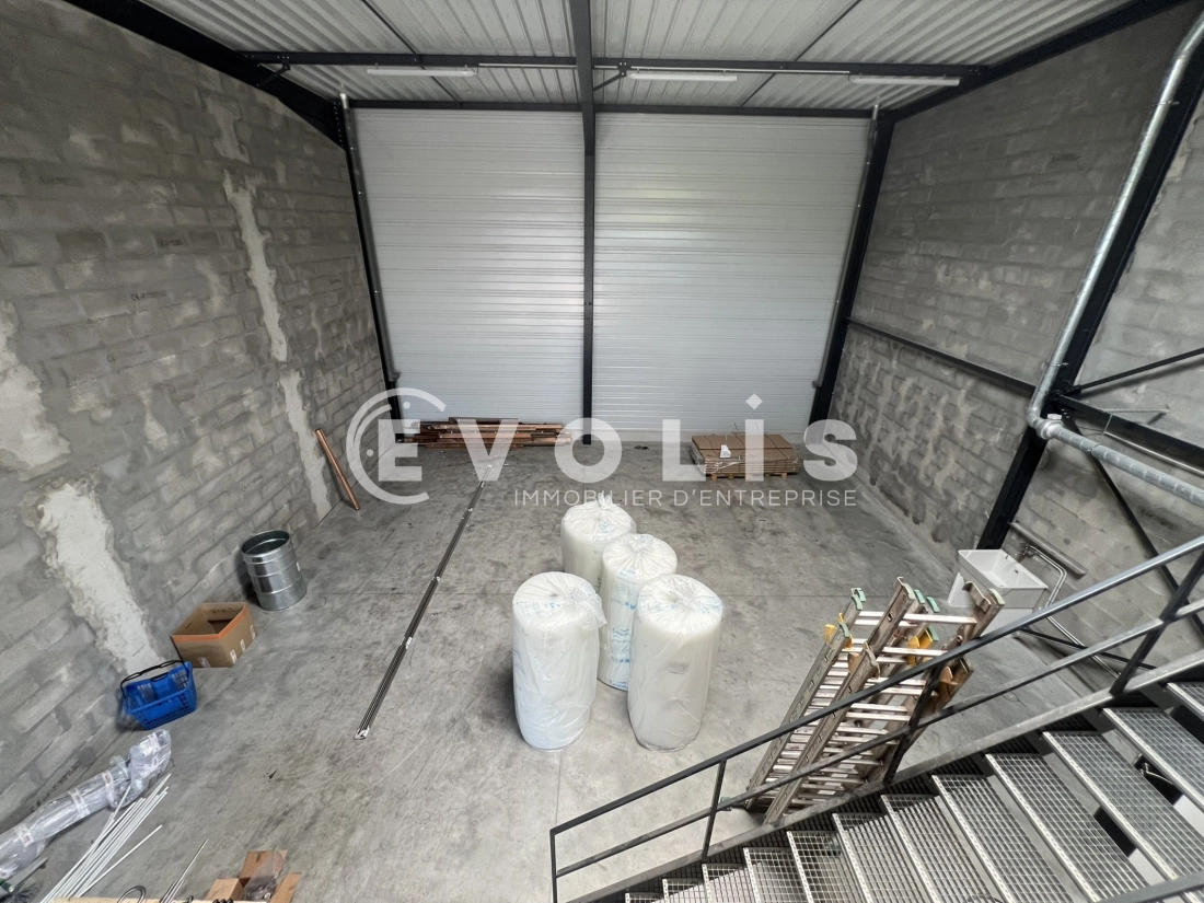 Photo 5 – location Entrepôts / activités	GENAS (69740)