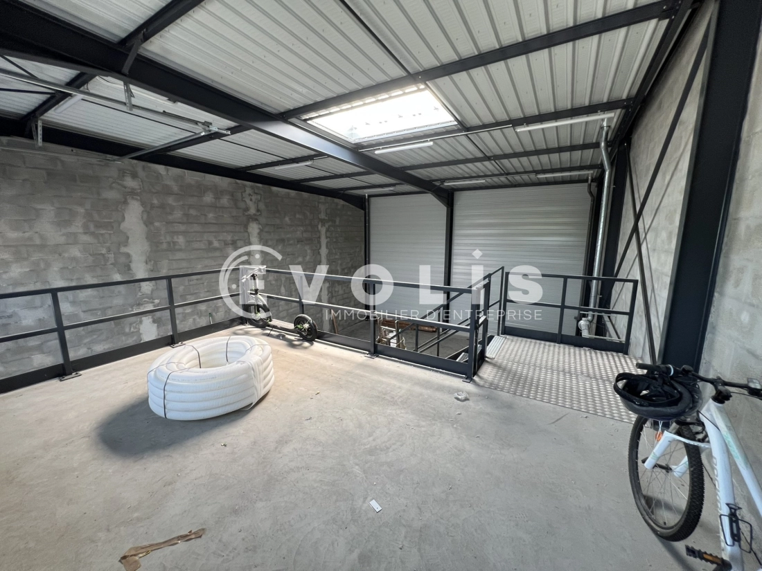 Photo 8 – location Entrepôts / activités	GENAS (69740)