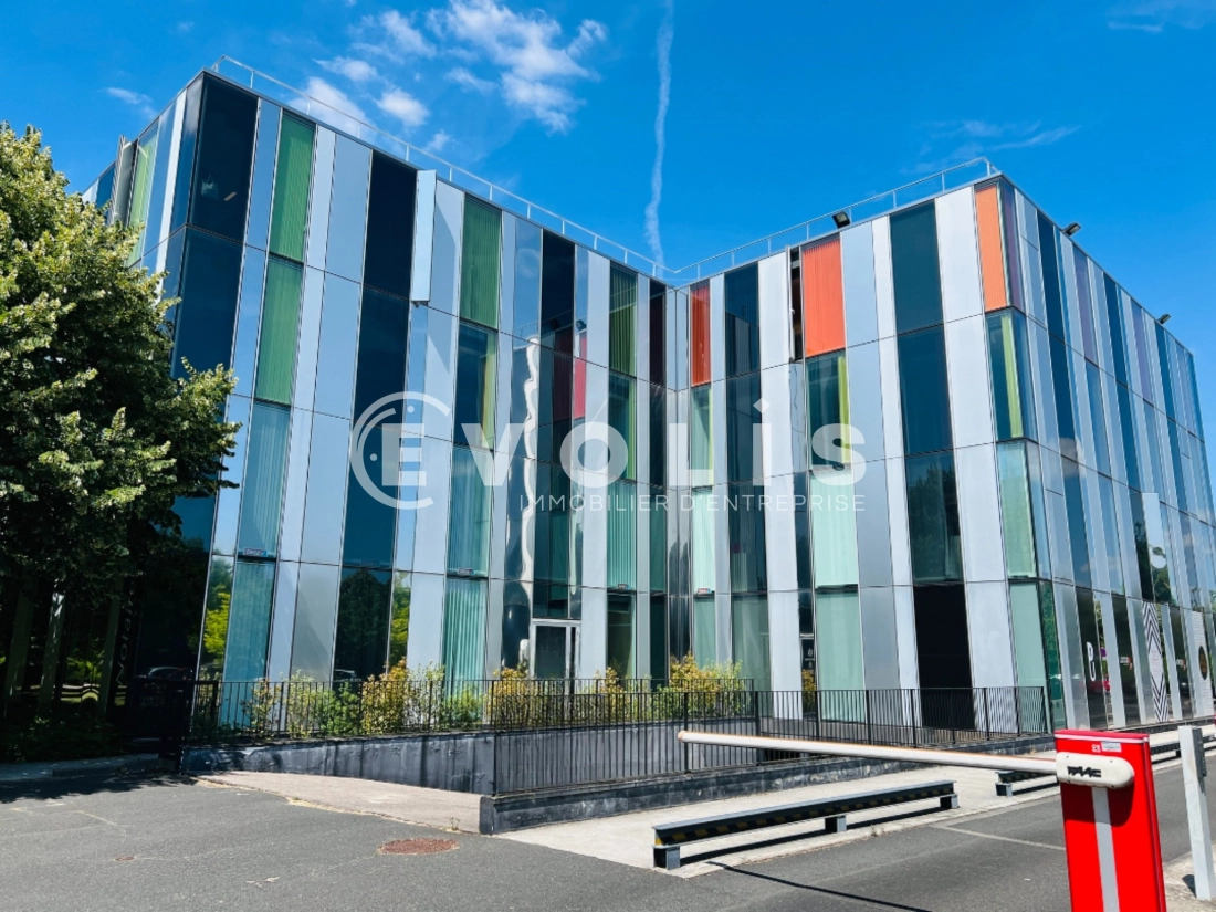 Photo 1 – location bureaux	LIEUSAINT (77127)