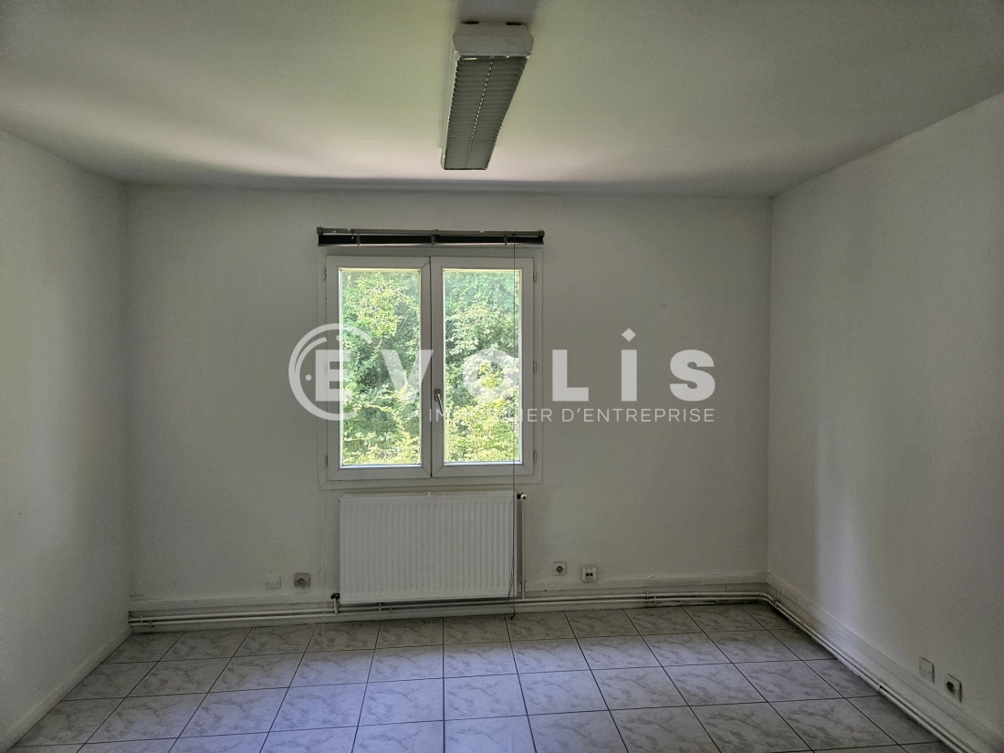 Photo 2 – vente bureaux	PECQUEUSE (91470)