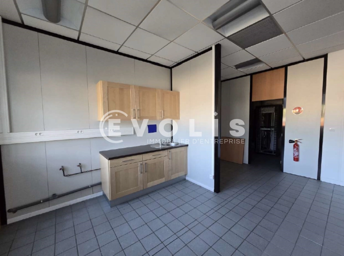 Photo 4 – vente bureaux	VILLEBON SUR YVETTE (91140)