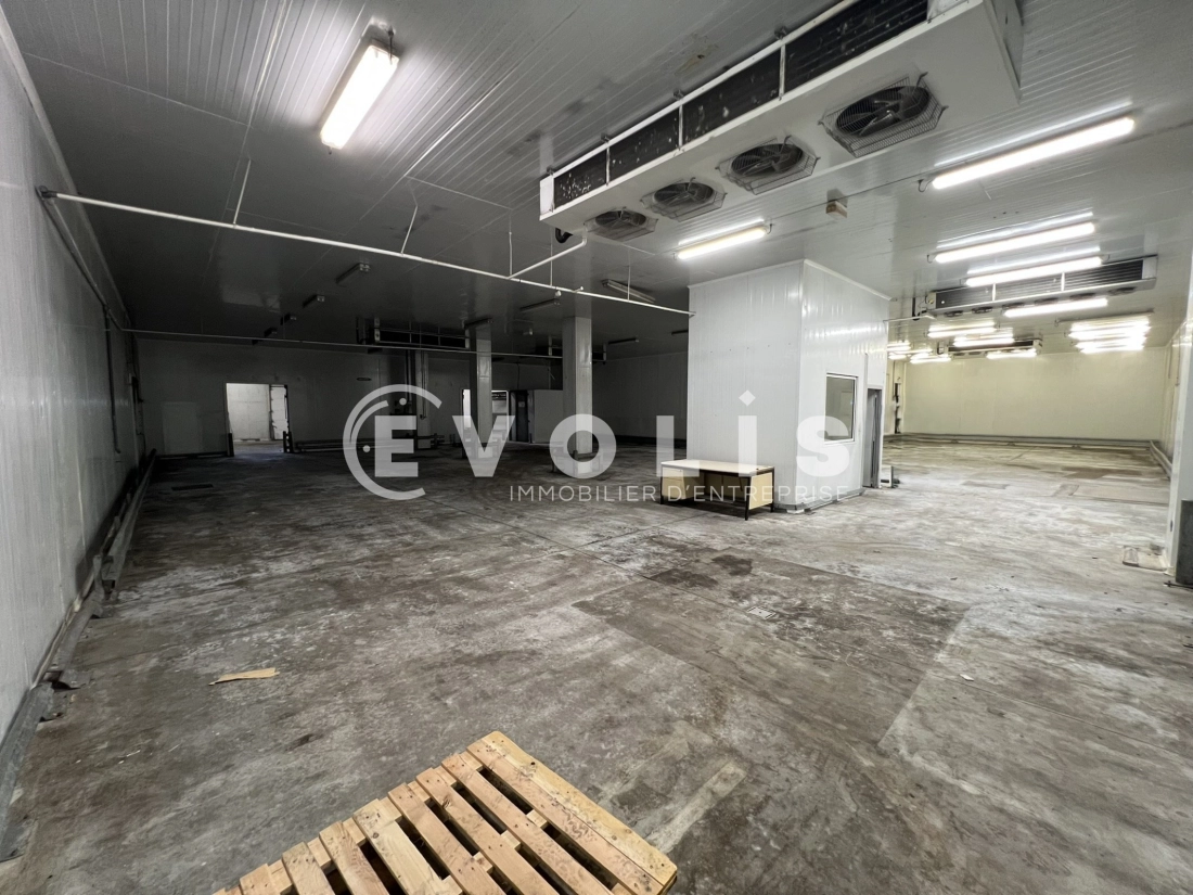 Photo 10 – location Entrepôts / activités	SAINT SYMPHORIEN D'OZON (69360)