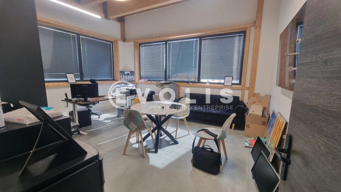 Photo 4 – vente Entrepôts / activités	SERRIS (77700)
