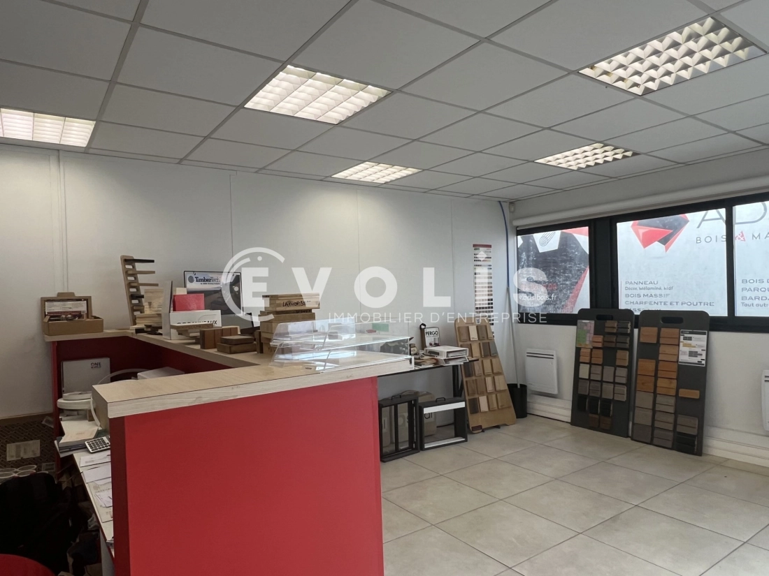 Photo 9 – location Entrepôts / activités	CHAMPIGNY SUR MARNE (94500)