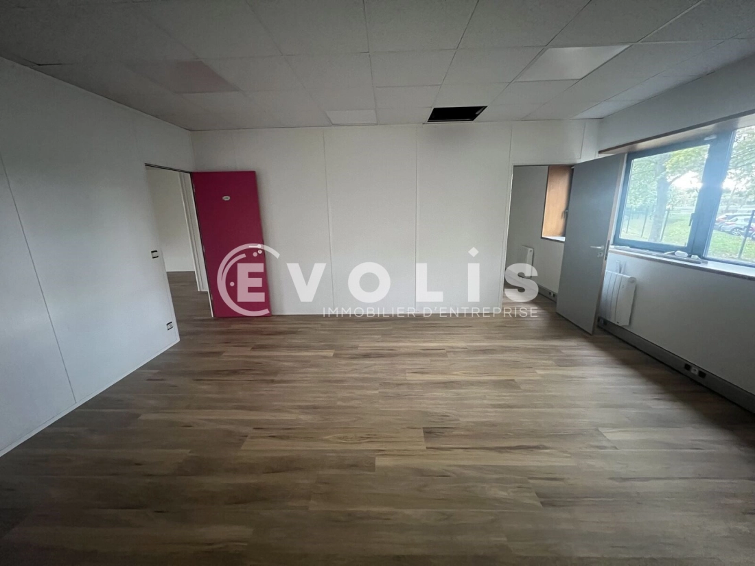 Photo 8 – location bureaux	SAVIGNY LE TEMPLE (77176)