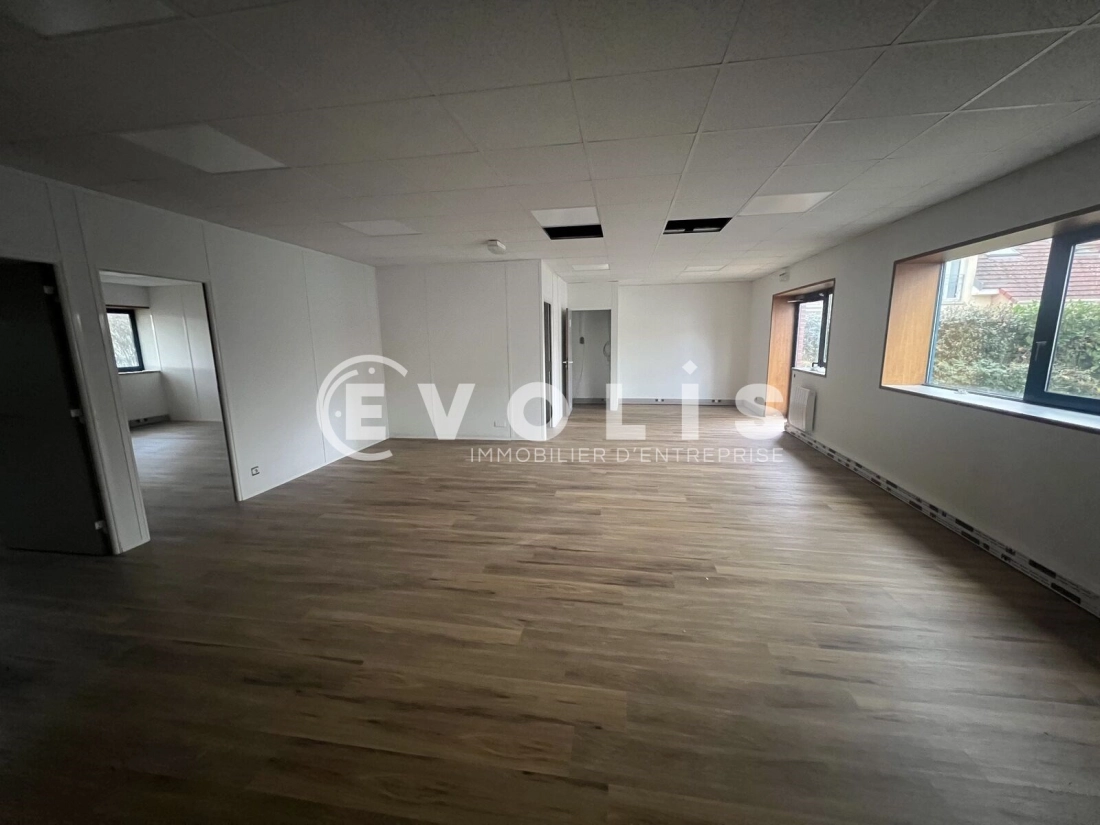 Photo 10 – location bureaux	SAVIGNY LE TEMPLE (77176)