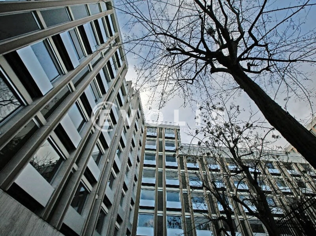 Photo 2 – location bureaux	PARIS (75019)