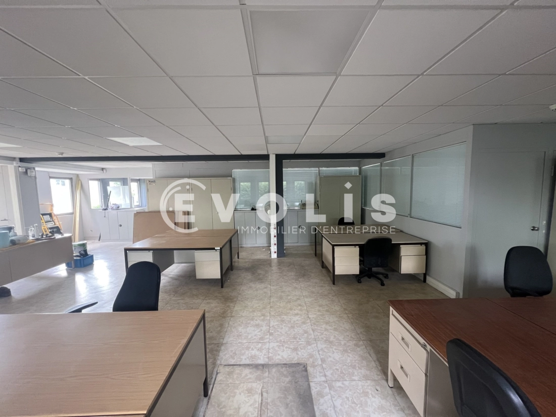 Photo 9 – location bureaux	CHENNEVIERES SUR MARNE (94430)