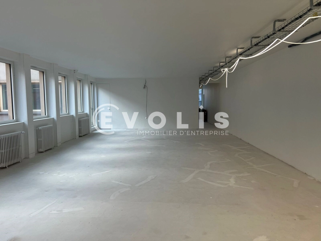 Photo 5 – location bureaux	PARIS (75008)