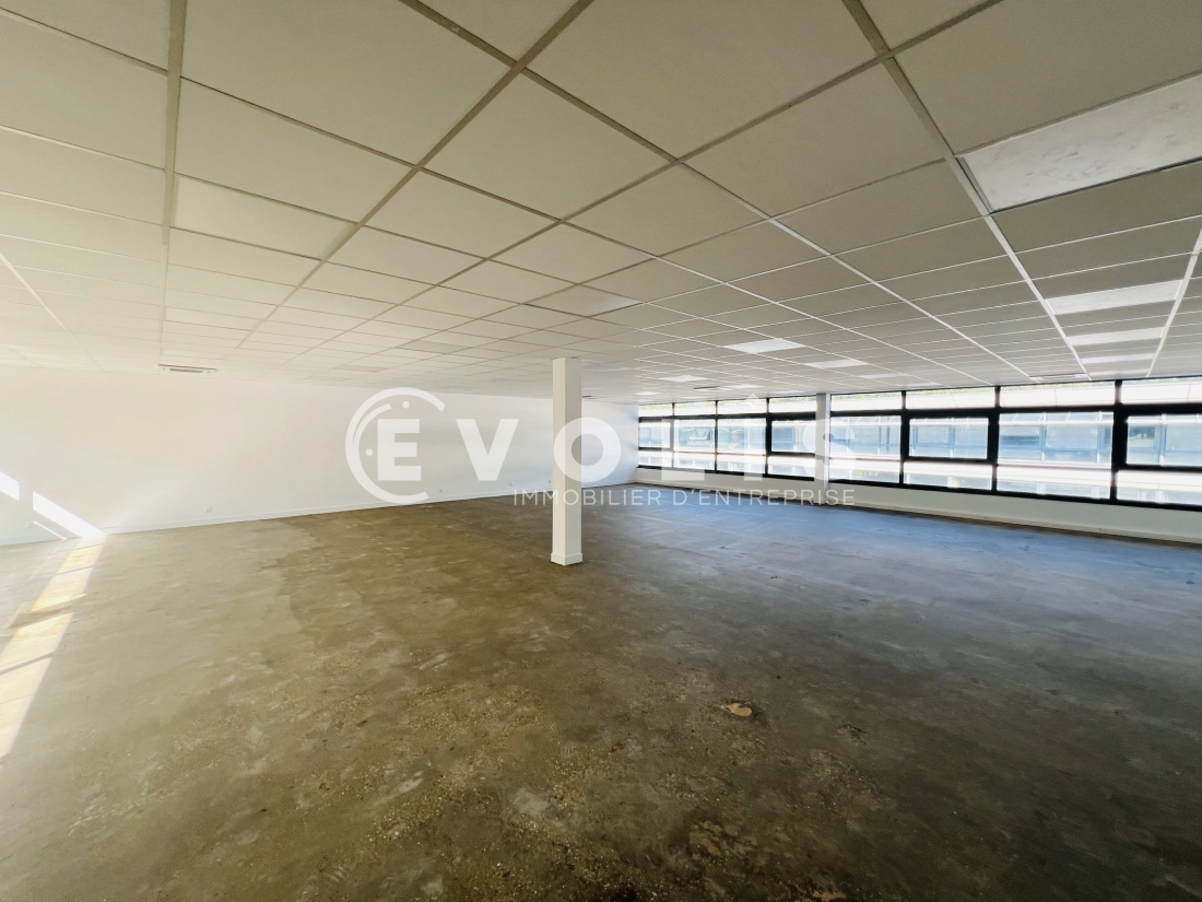 Photo 4 – location bureaux	CROISSY BEAUBOURG (77183)