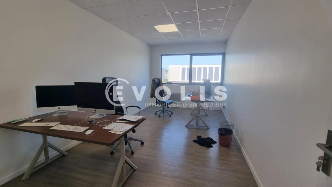 Photo 6 – location Entrepôts / activités	BAILLY ROMAINVILLIERS (77700)