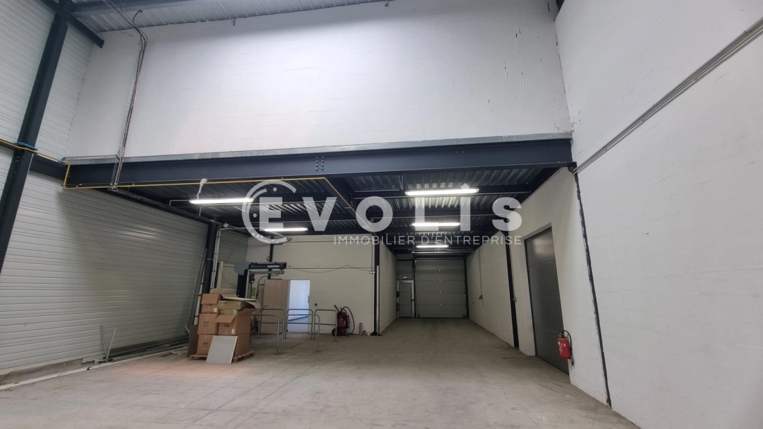 Photo 4 – location Entrepôts / activités	COLLEGIEN (77090)