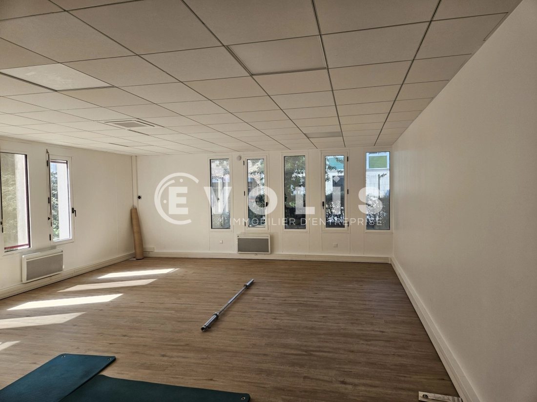Photo 5 – location bureaux	LES ULIS (91940)