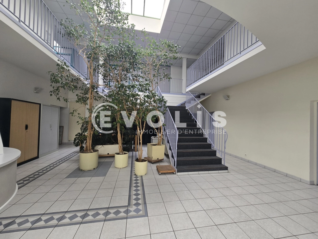 Photo 2 – location bureaux	GOMETZ LE CHATEL (91940)