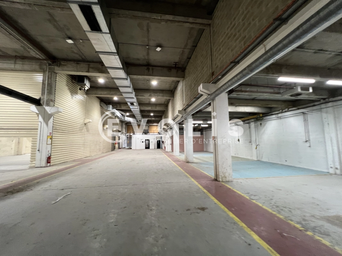 Photo 1 – location Entrepôts / activités	BAGNOLET (93170)