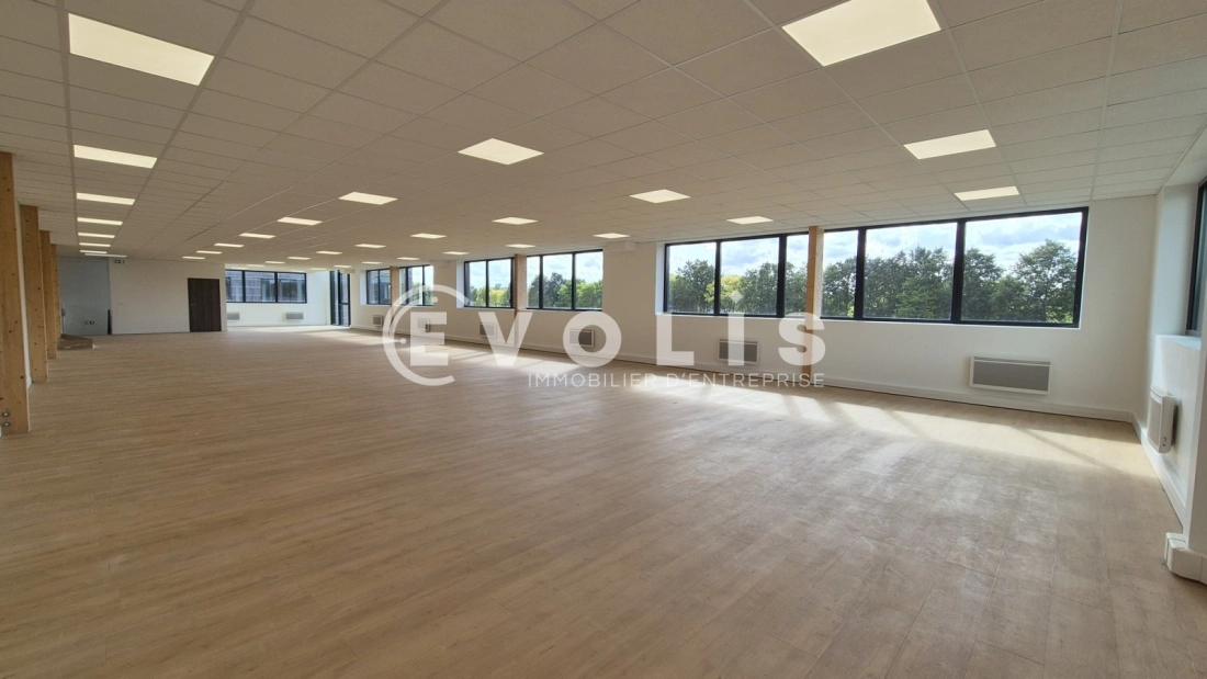 Photo 5 – location bureaux	SERRIS (77700)
