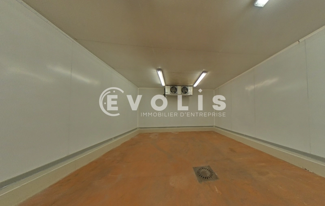 Photo 5 – location Entrepôts / activités	SAINT GENIS LAVAL (69230)
